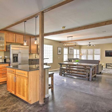 Central Phoenix Cottage With Private Yard! Exterior photo